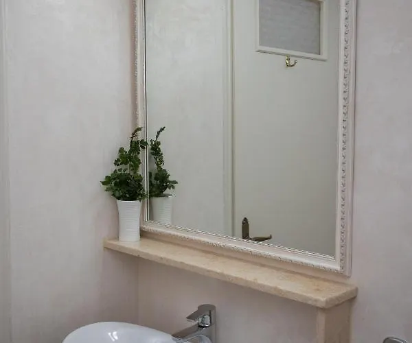 Pansion Katerina شقة *